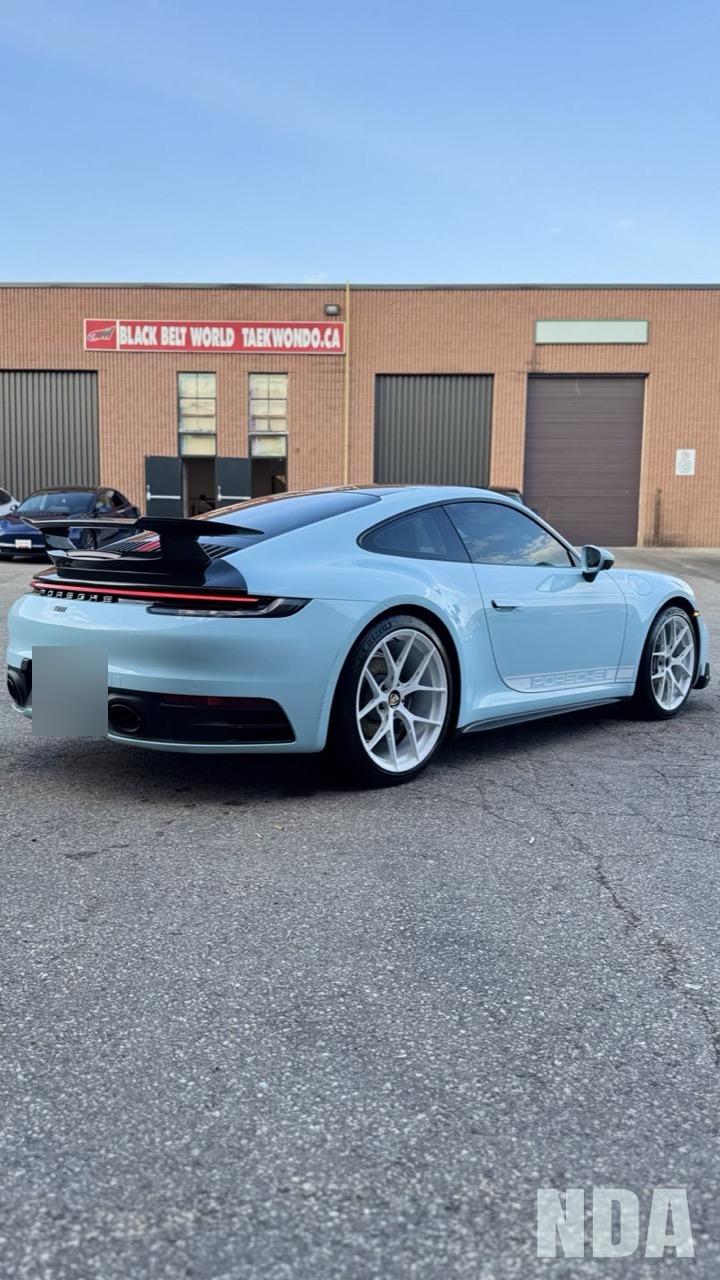 Porsche 911 Carrera