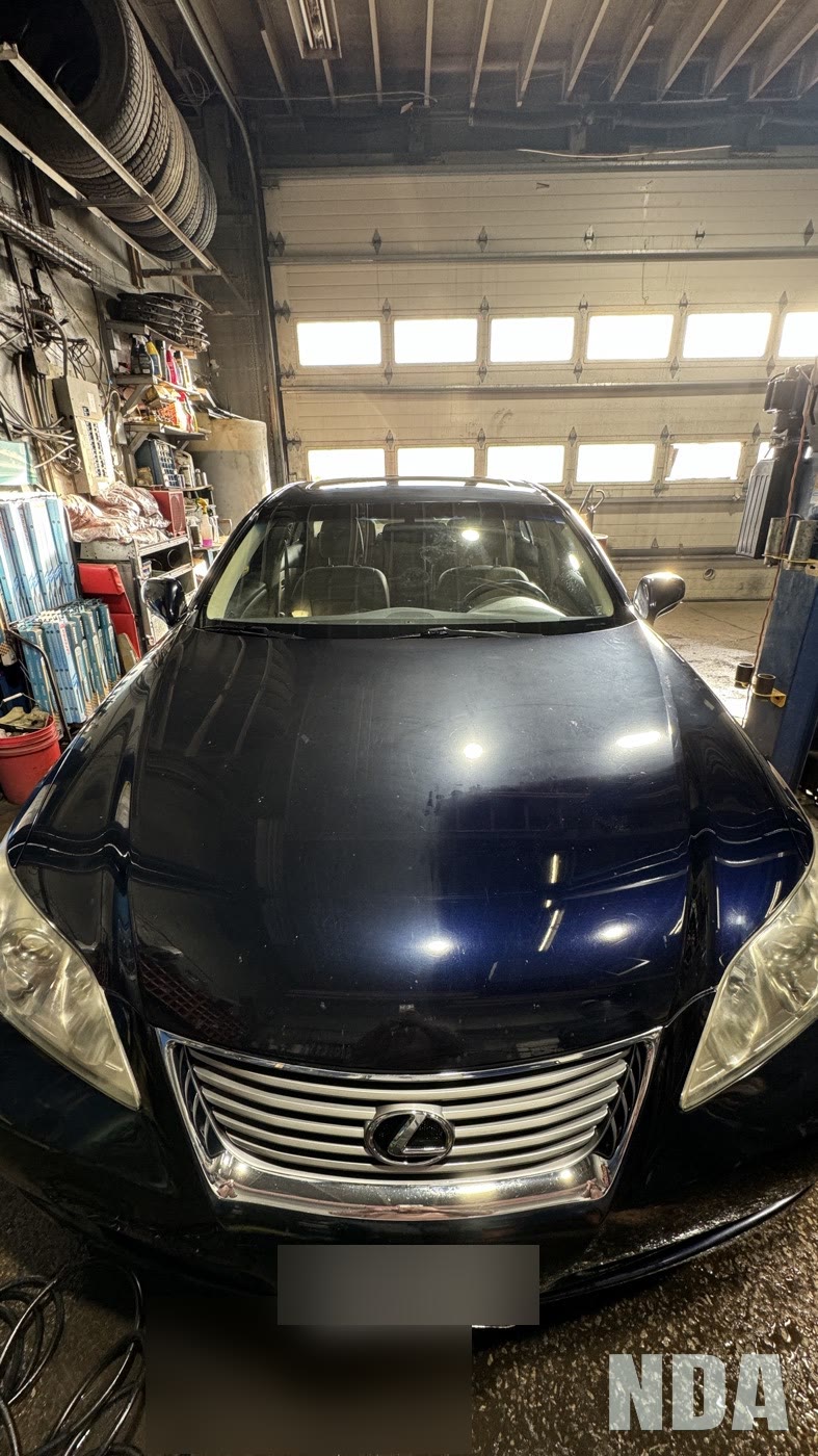 navy Lexus ES 350